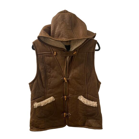 UGG Australia Leather Lamb Shearling Lined Vest Size XL - Picture 1 of 8